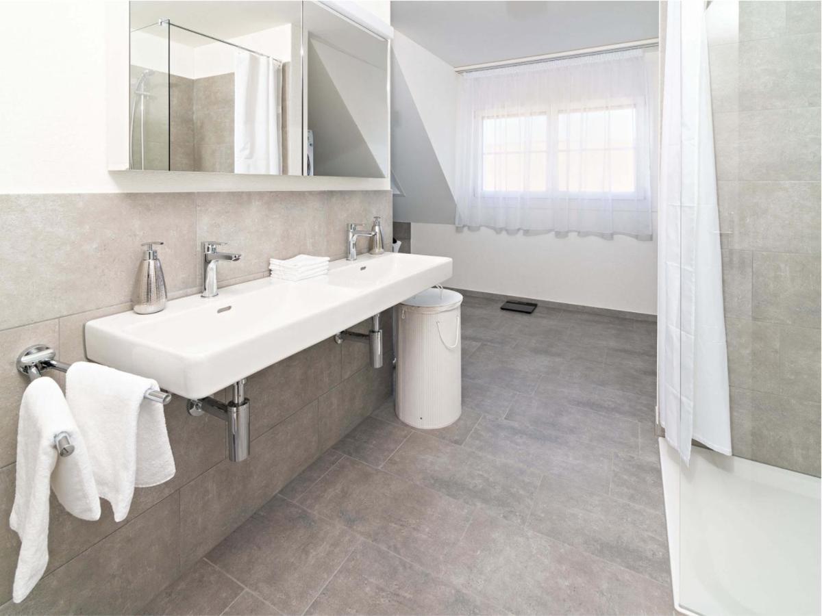 Exklusive 5,5 Zimmer Wohnung Fuer Familien Und Business Eschenz Luaran gambar